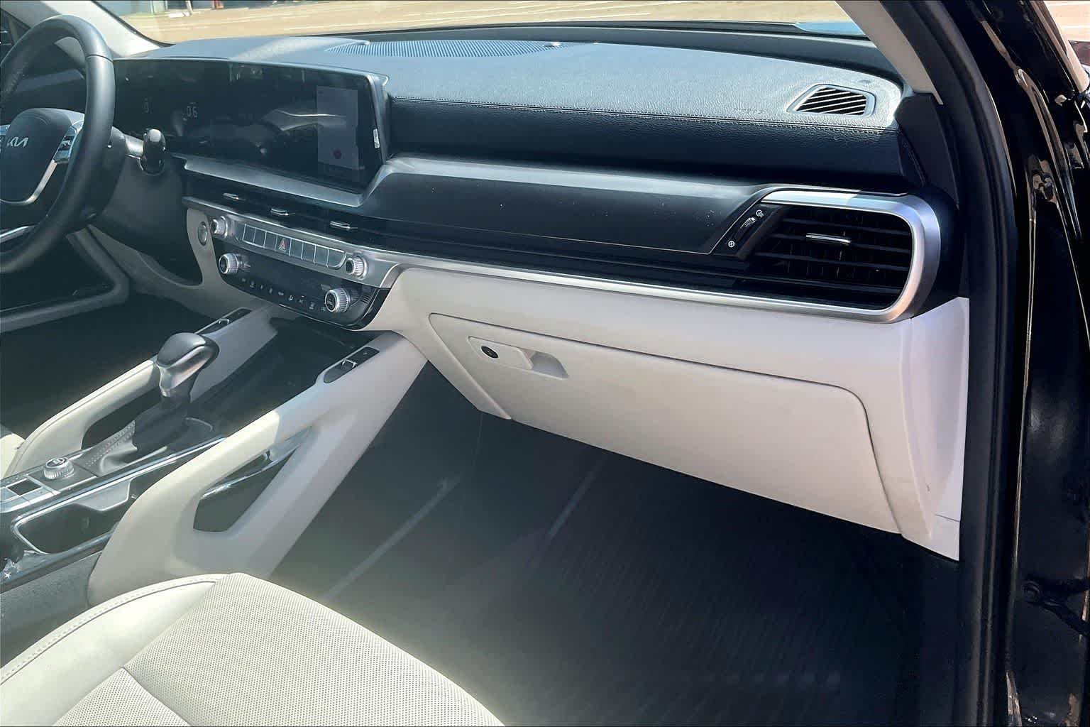 Thumbnail: 2024 Kia Telluride - 20