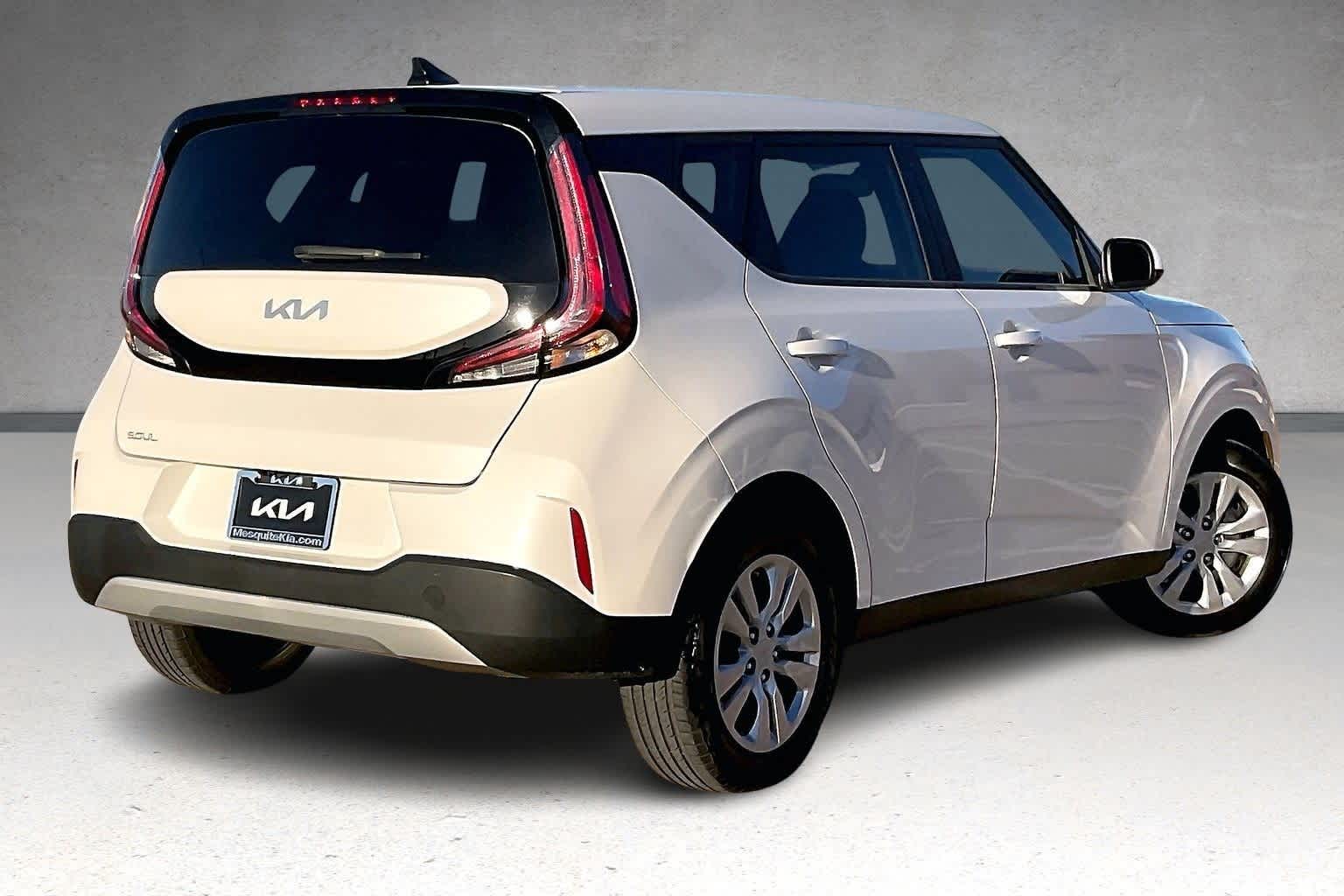 Thumbnail: 2023 Kia Soul - 21