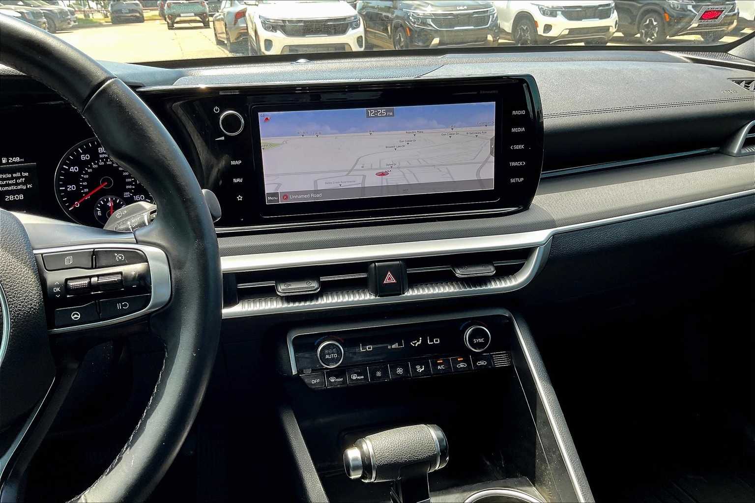 Thumbnail: 2022 Kia K5 - 15