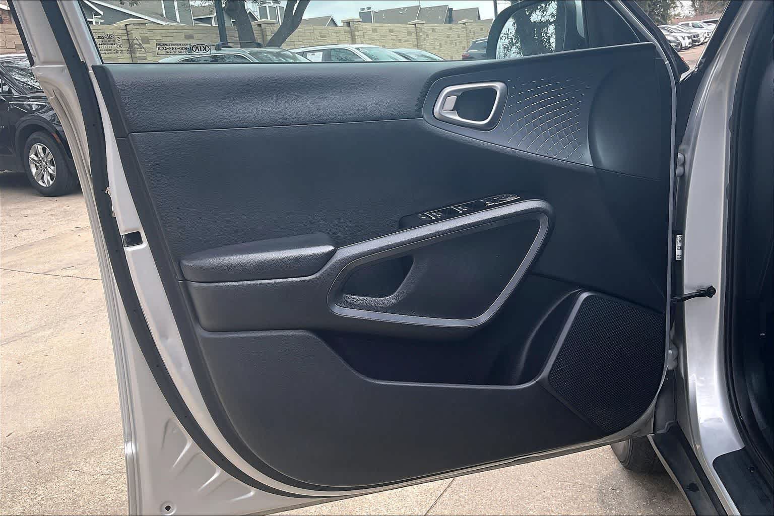 Thumbnail: 2020 Kia Soul - 27