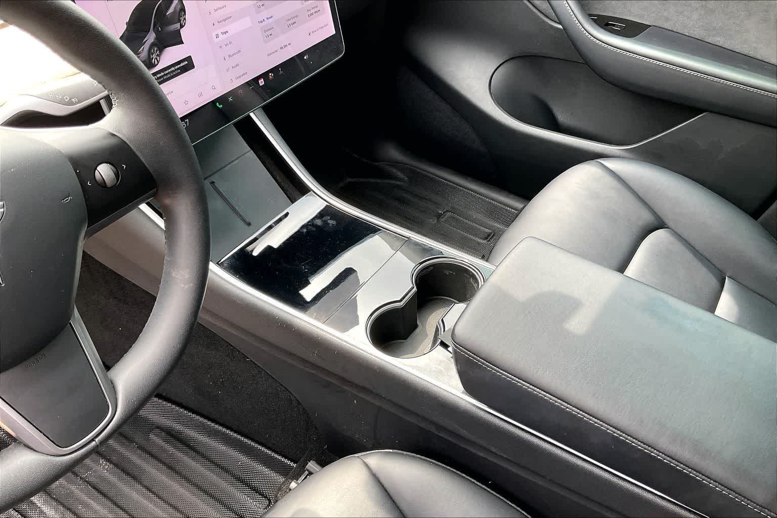 Thumbnail: 2021 Tesla Model Y - 16