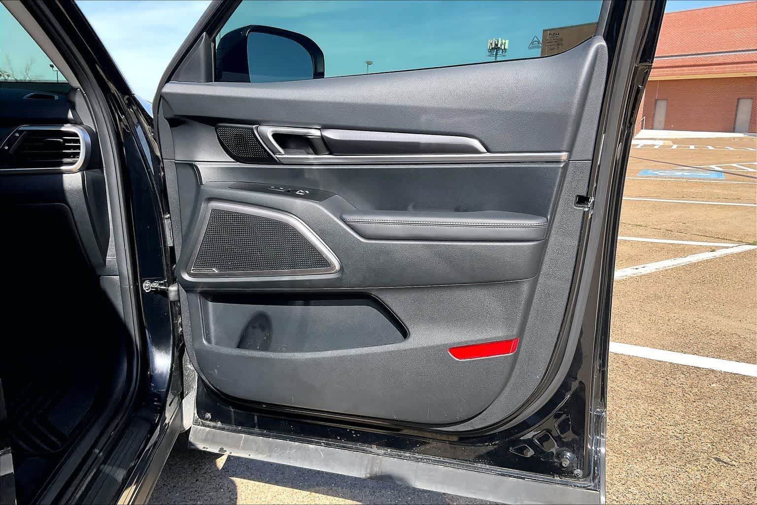 Thumbnail: 2025 Kia Telluride - 27