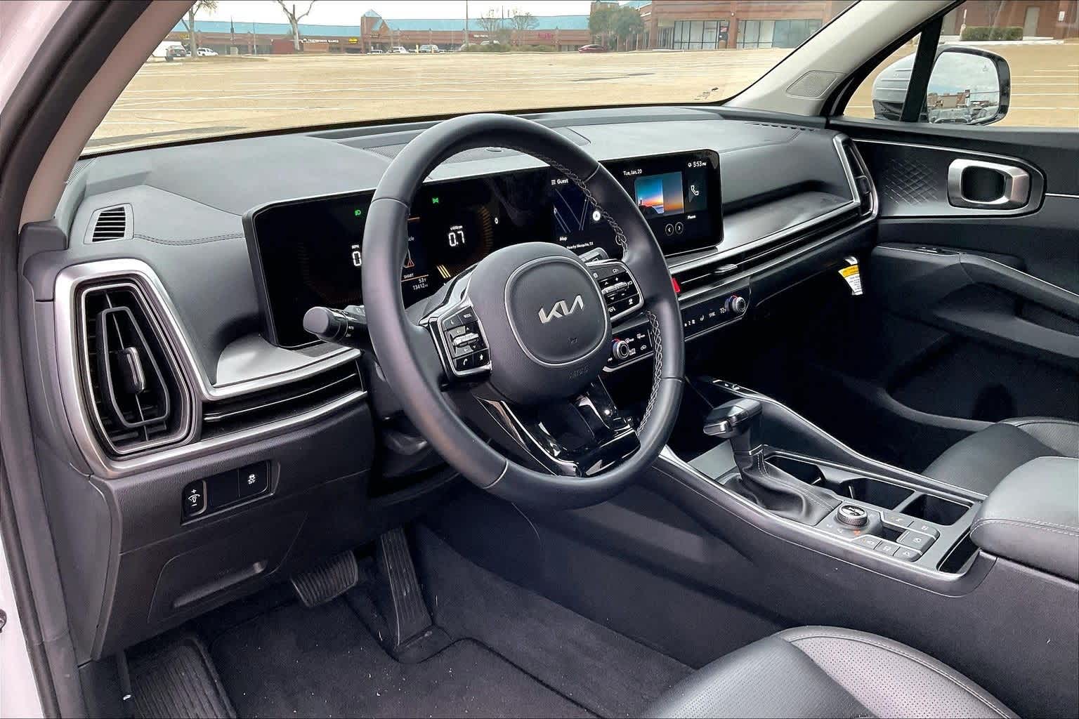 Thumbnail: 2024 Kia Sorento - 2