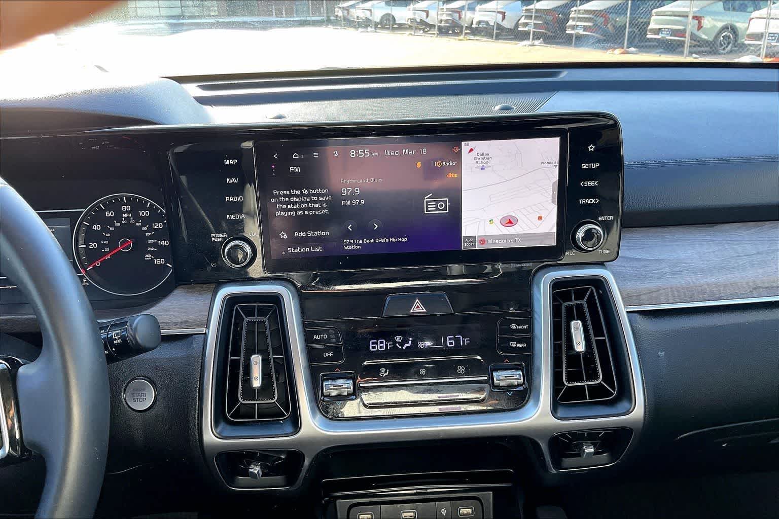 Thumbnail: 2023 Kia Sorento - 15