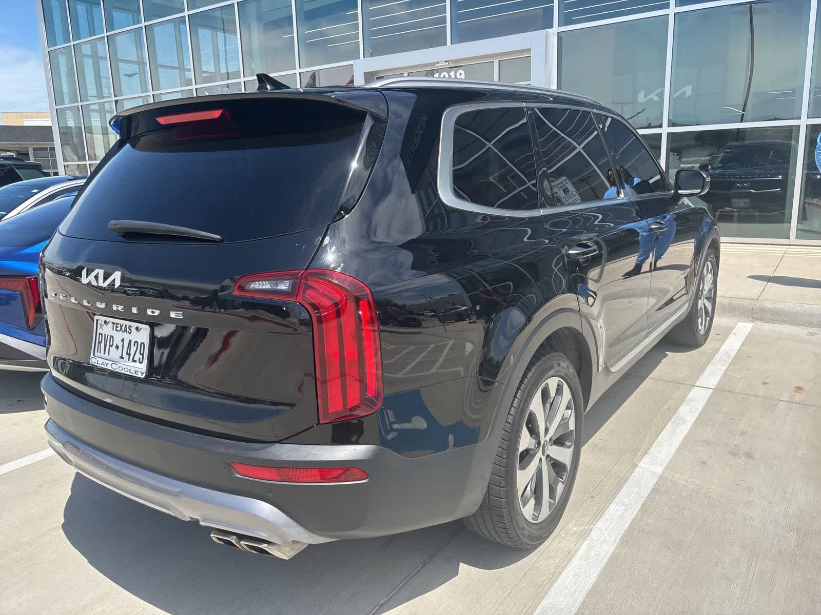 Thumbnail: 2022 Kia Telluride - 4