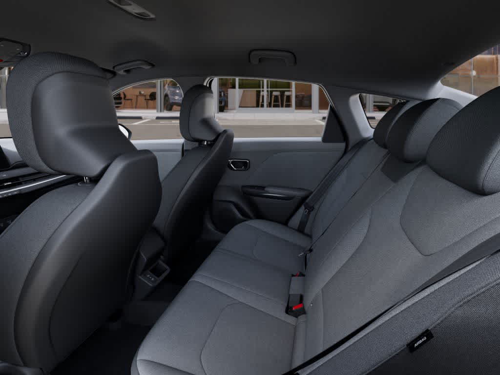 2025 Kia K4 LX 18