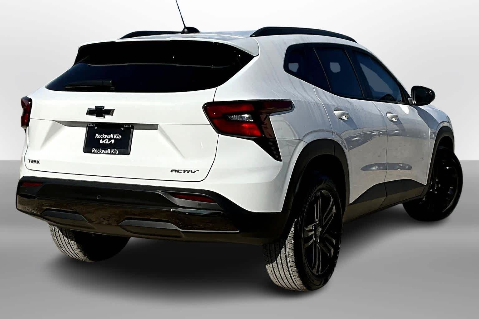 Thumbnail: 2025 Chevrolet Trax - 2