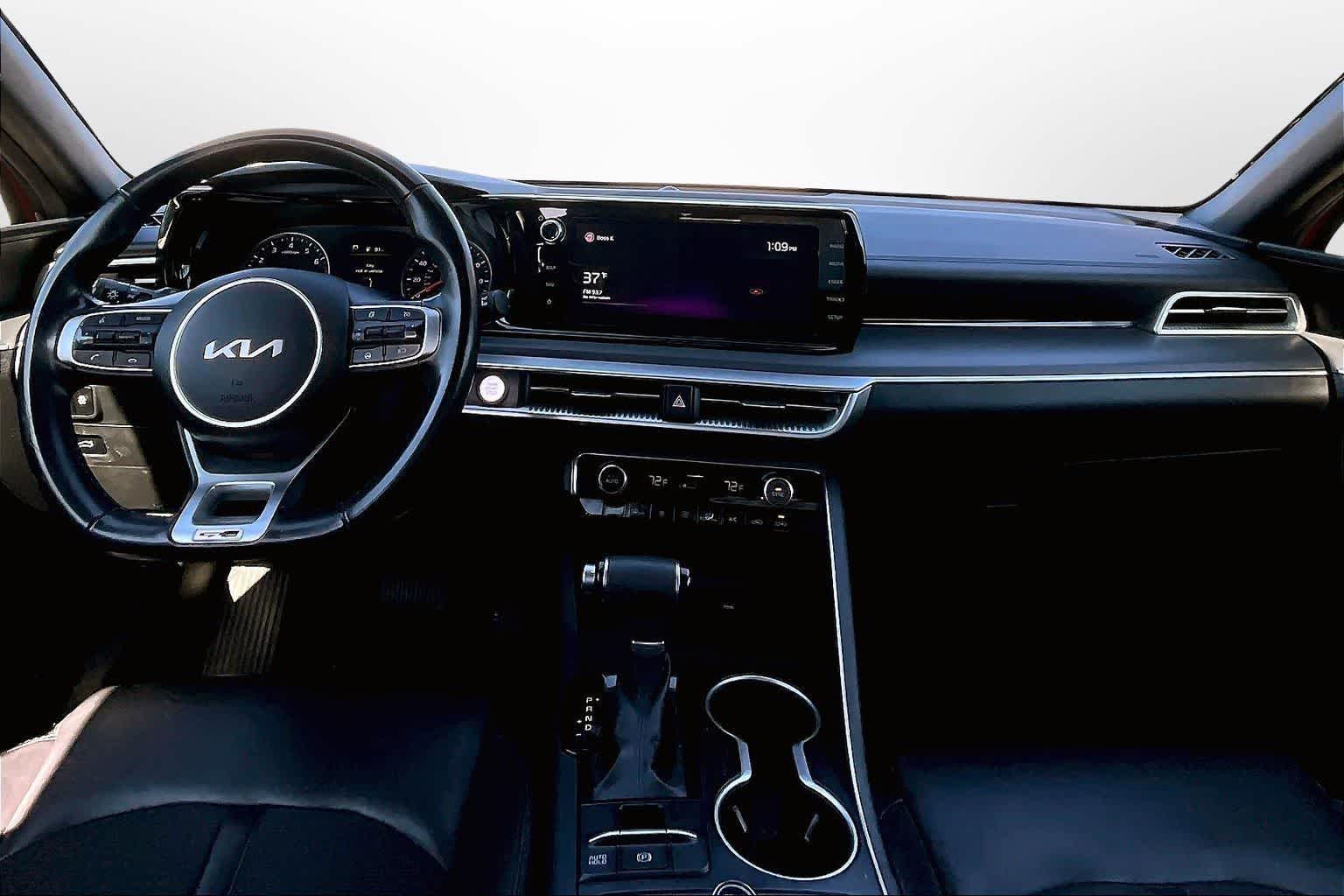 Thumbnail: 2022 Kia K5 - 11