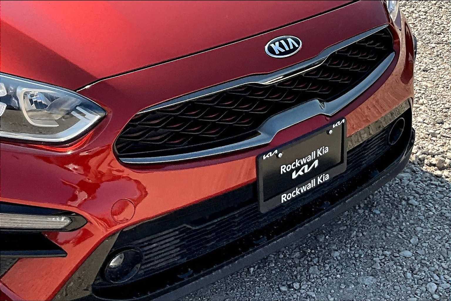 Thumbnail: 2020 Kia Forte - 28