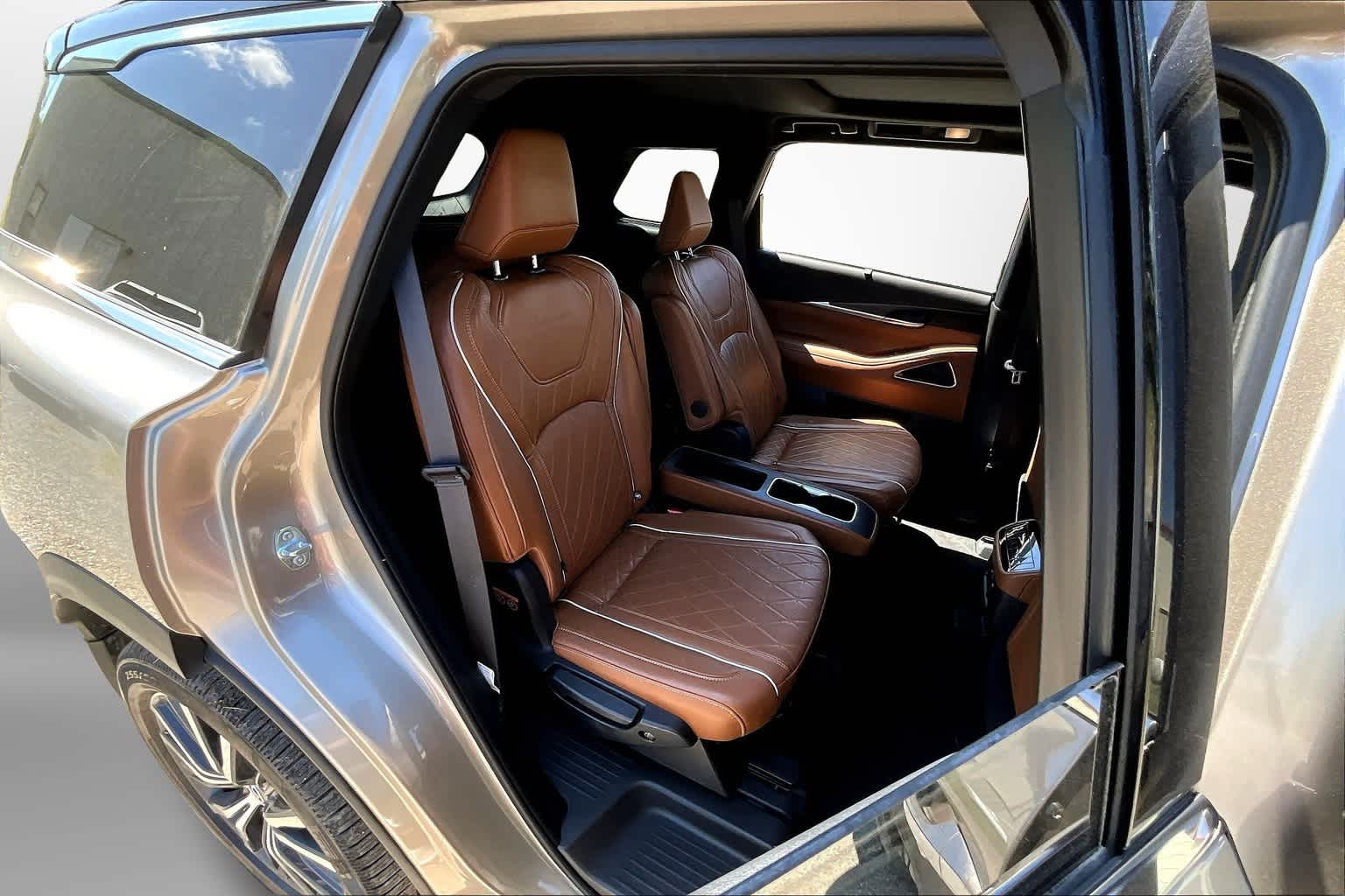 Thumbnail: 2022 INFINITI QX60 - 28