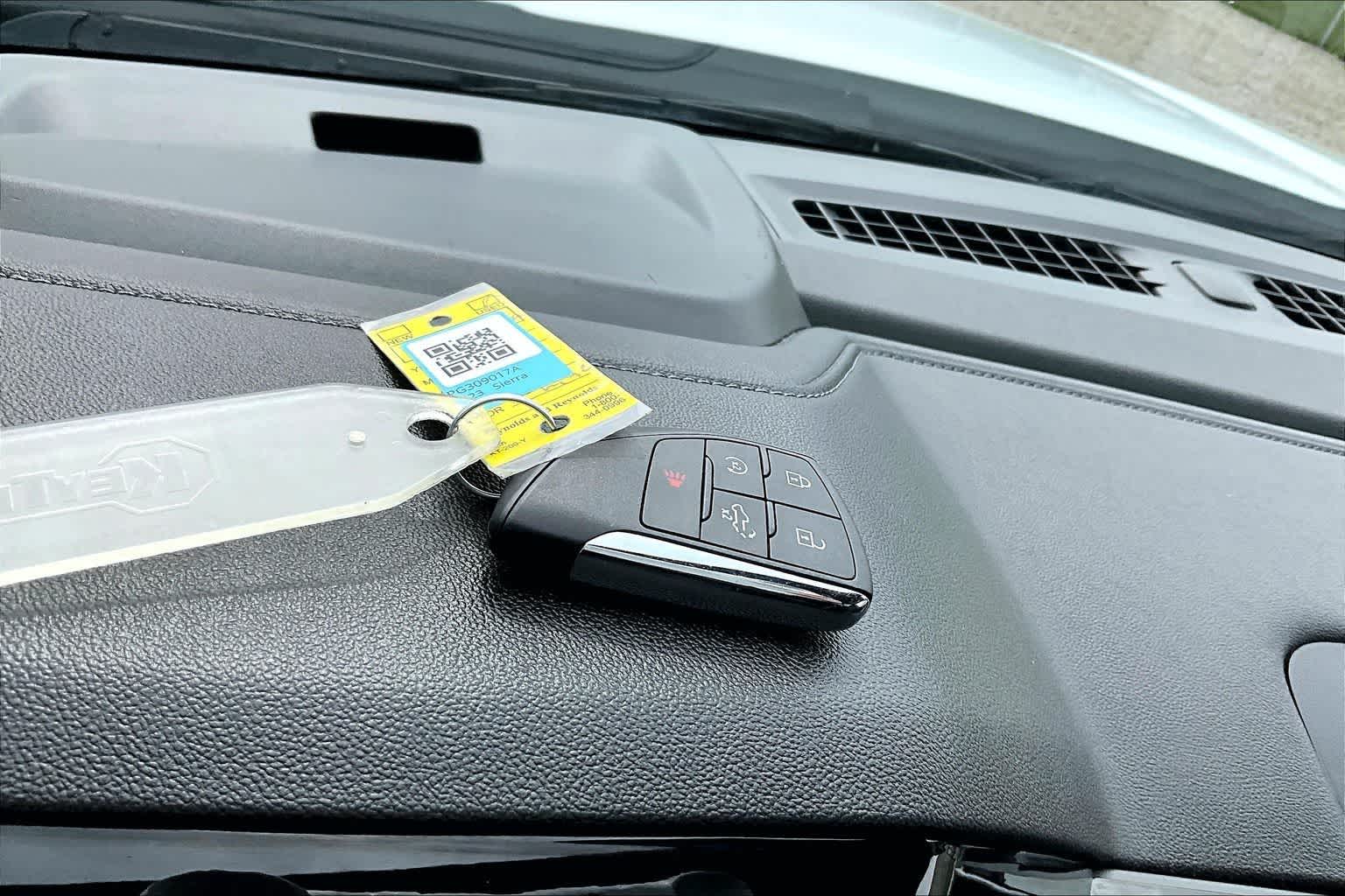 Thumbnail: 2023 GMC Sierra 1500 - 9