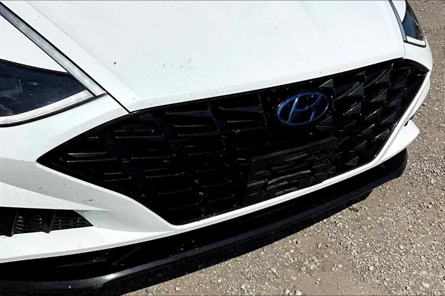 Thumbnail: 2020 Hyundai Sonata - 24