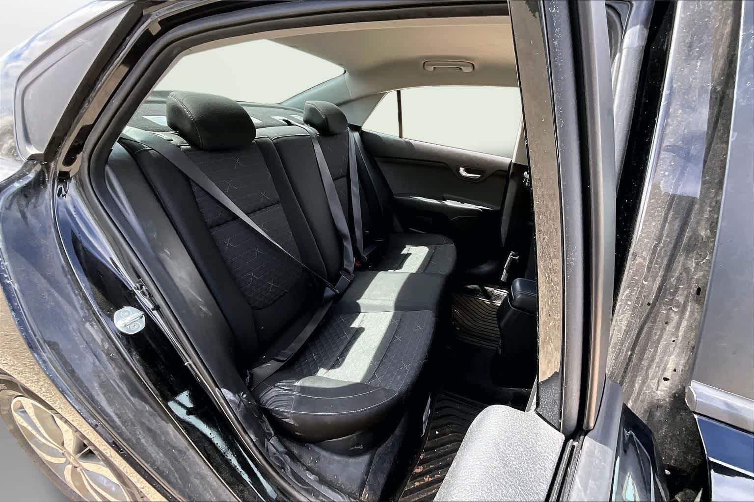 Thumbnail: 2023 Kia Rio - 21