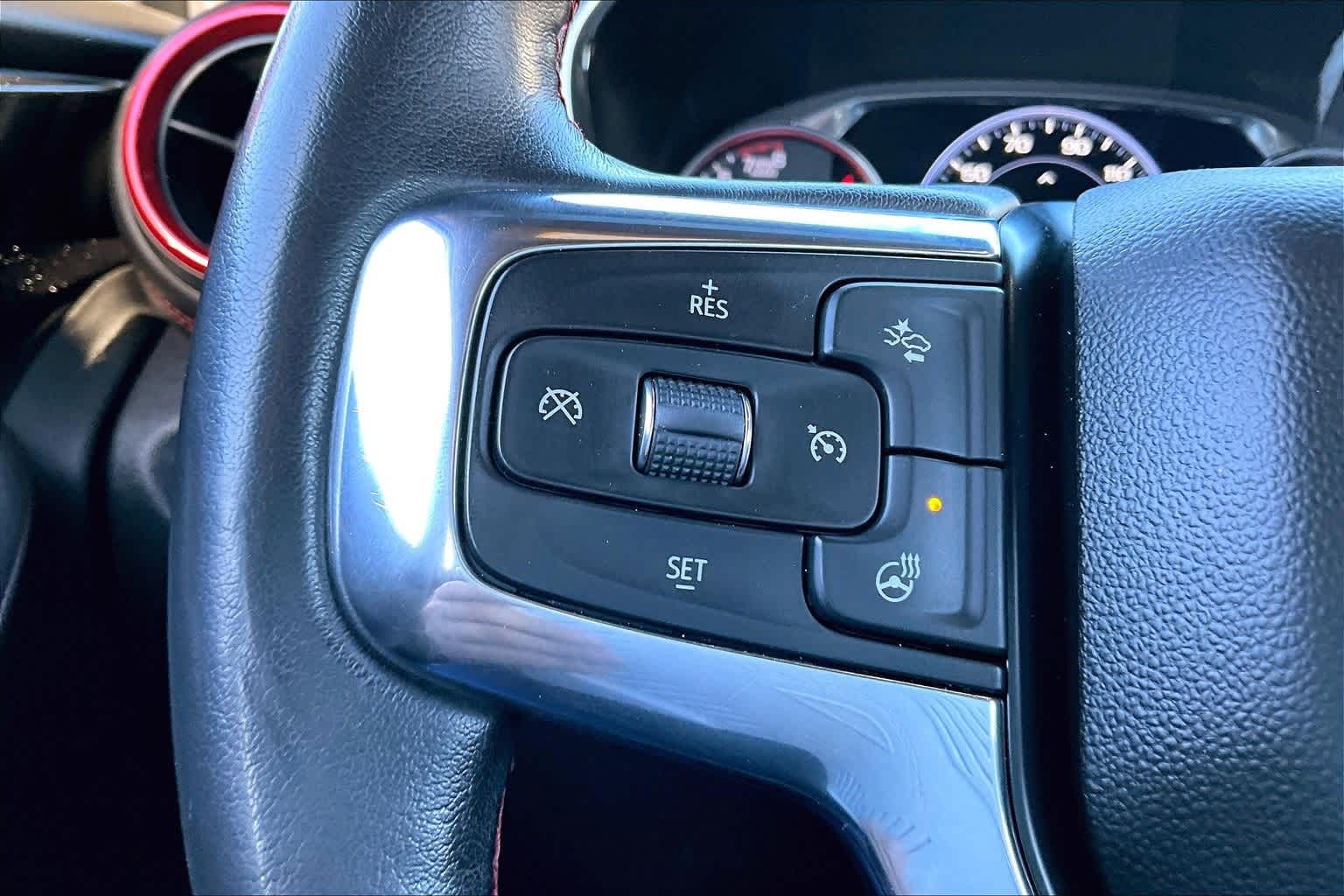 Thumbnail: 2022 Chevrolet Blazer - 19