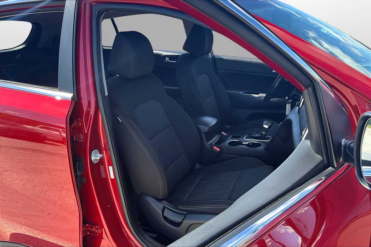 Thumbnail: 2019 Kia Sportage - 7