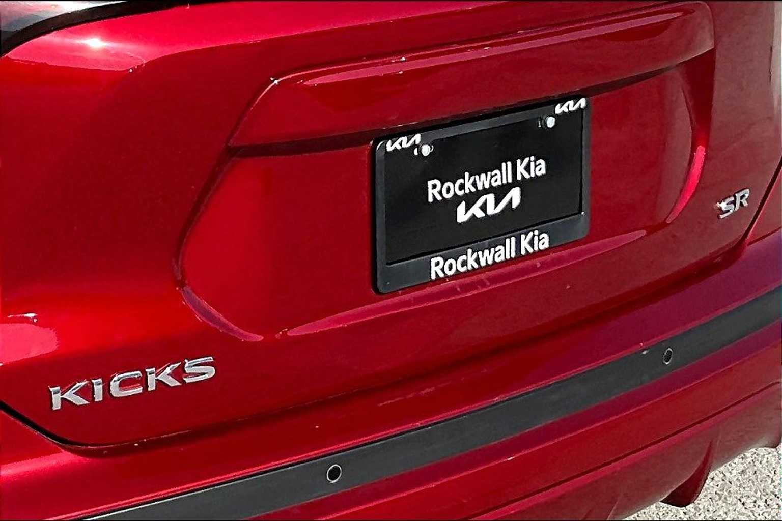Thumbnail: 2023 Nissan Kicks - 32