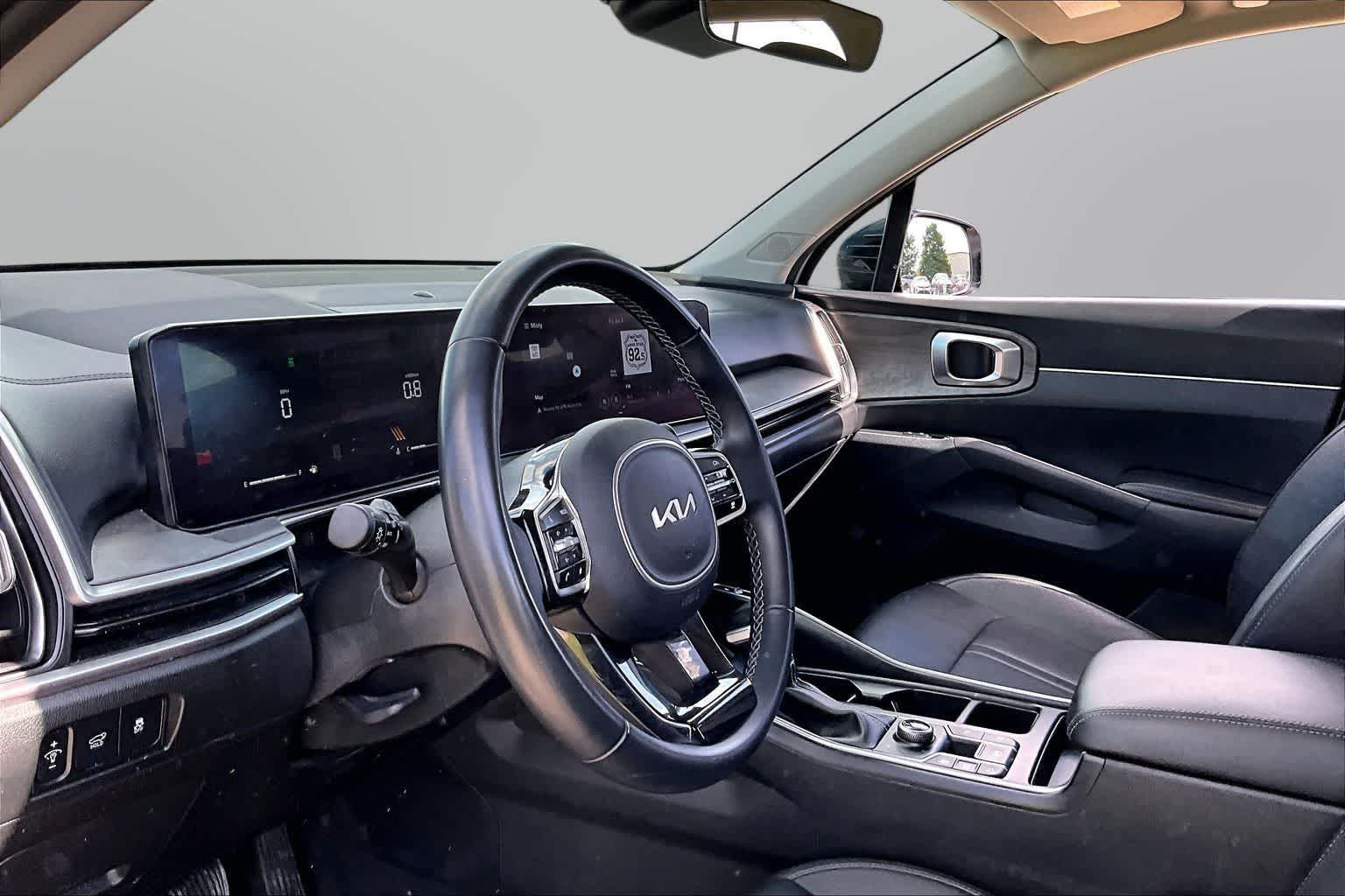 Thumbnail: 2024 Kia Sorento - 11