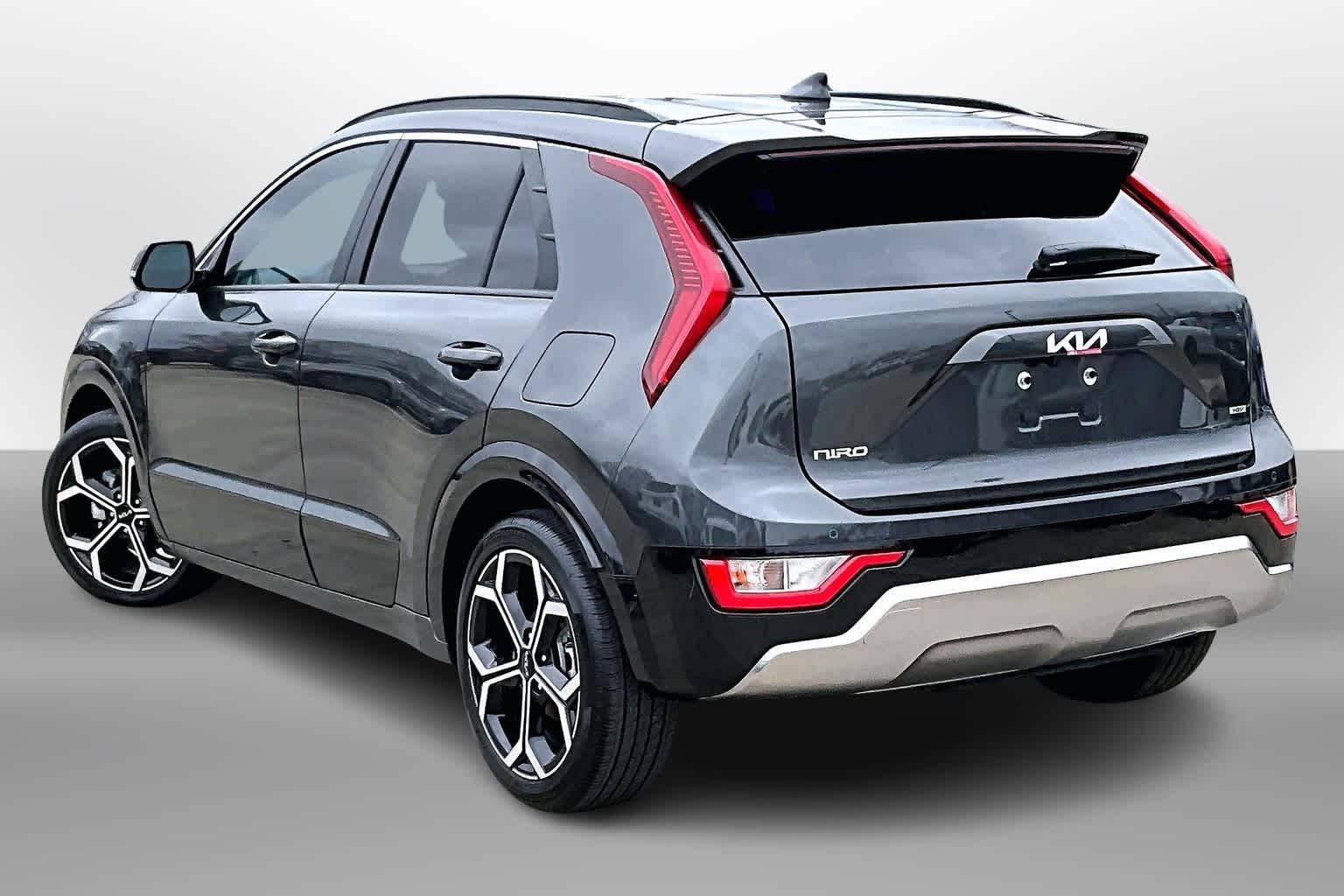 Thumbnail: 2025 Kia Niro - 11