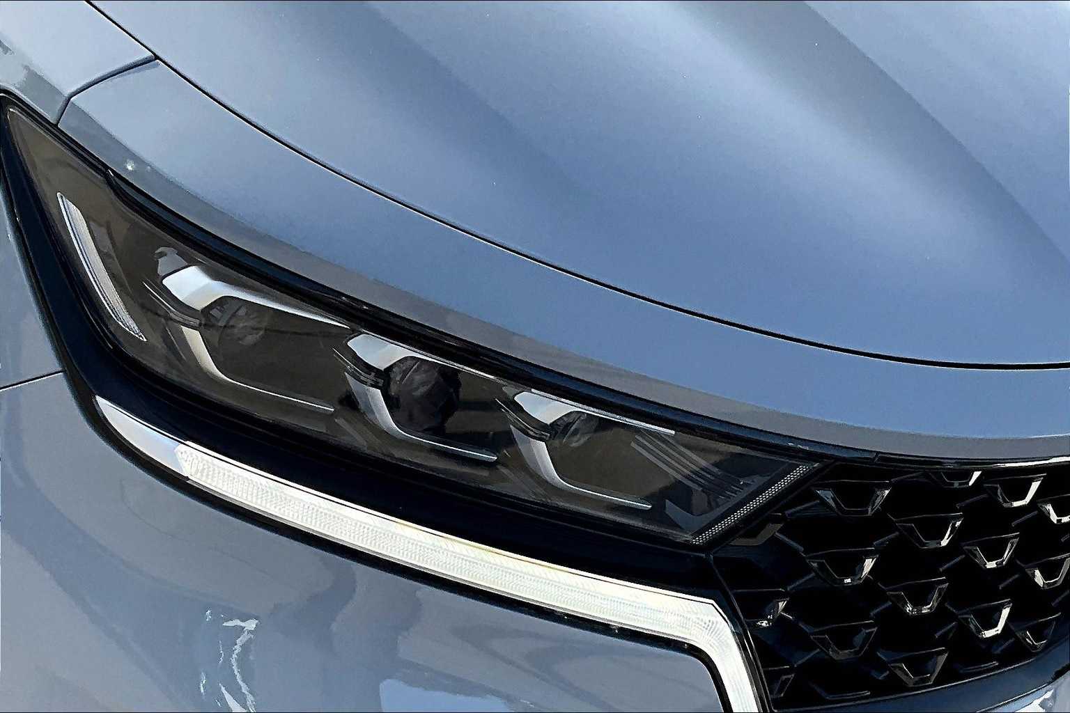 Thumbnail: 2023 Kia Sorento - 29