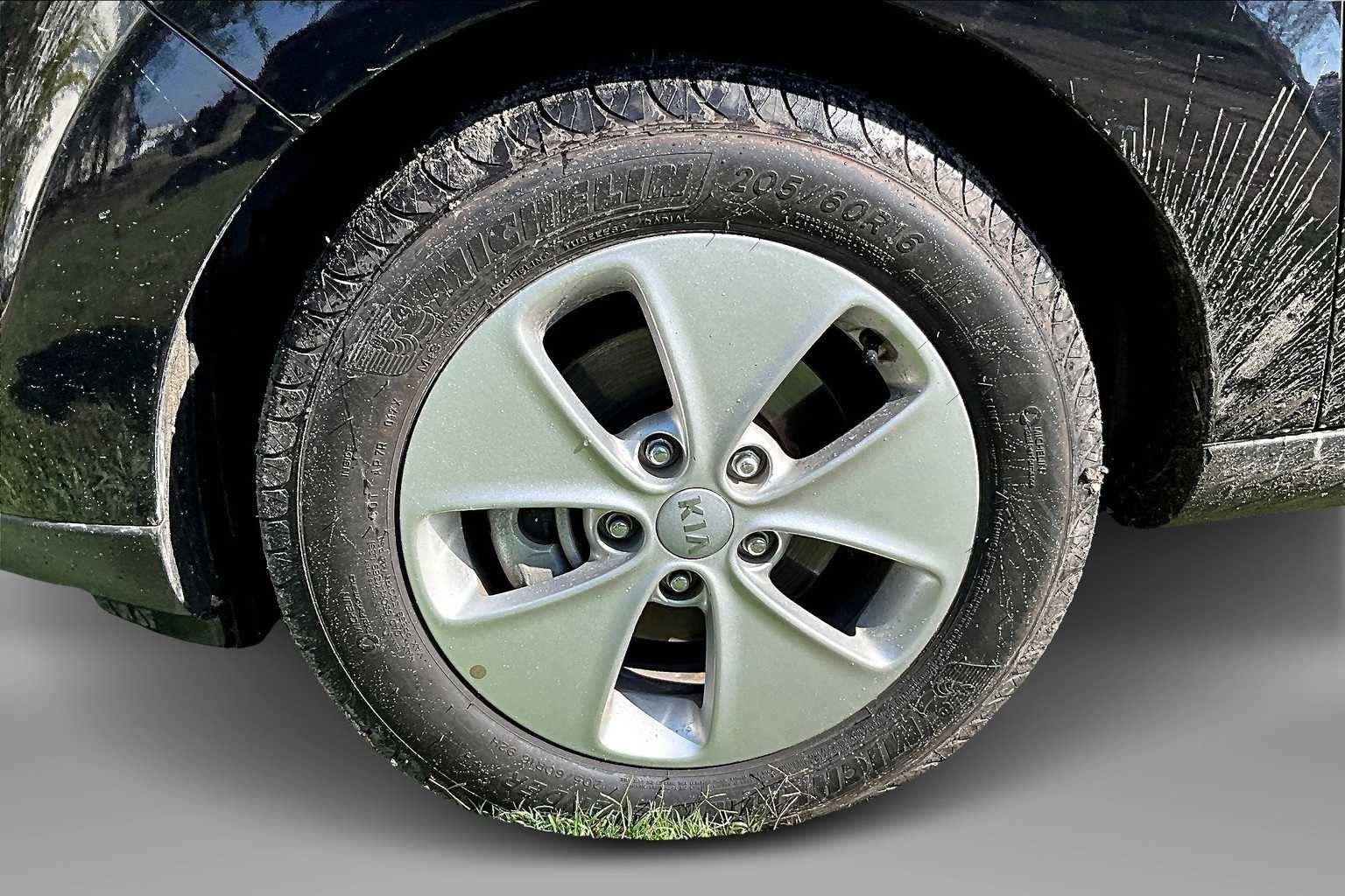 Thumbnail: 2016 Kia Soul - 8