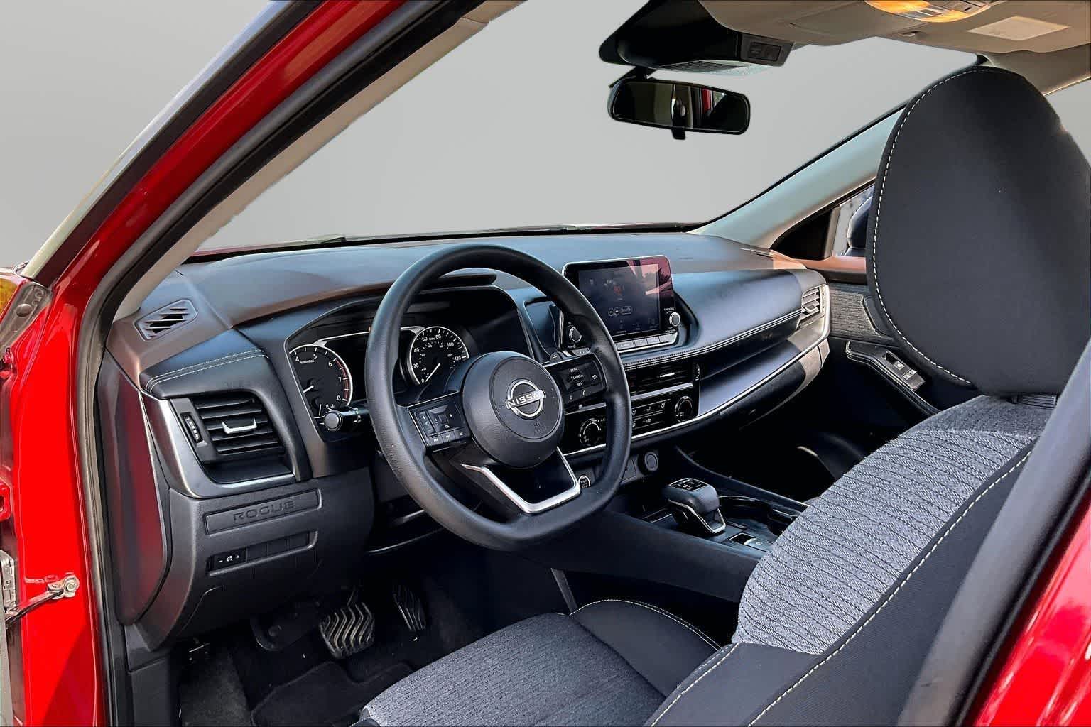 Thumbnail: 2022 Nissan Rogue - 12