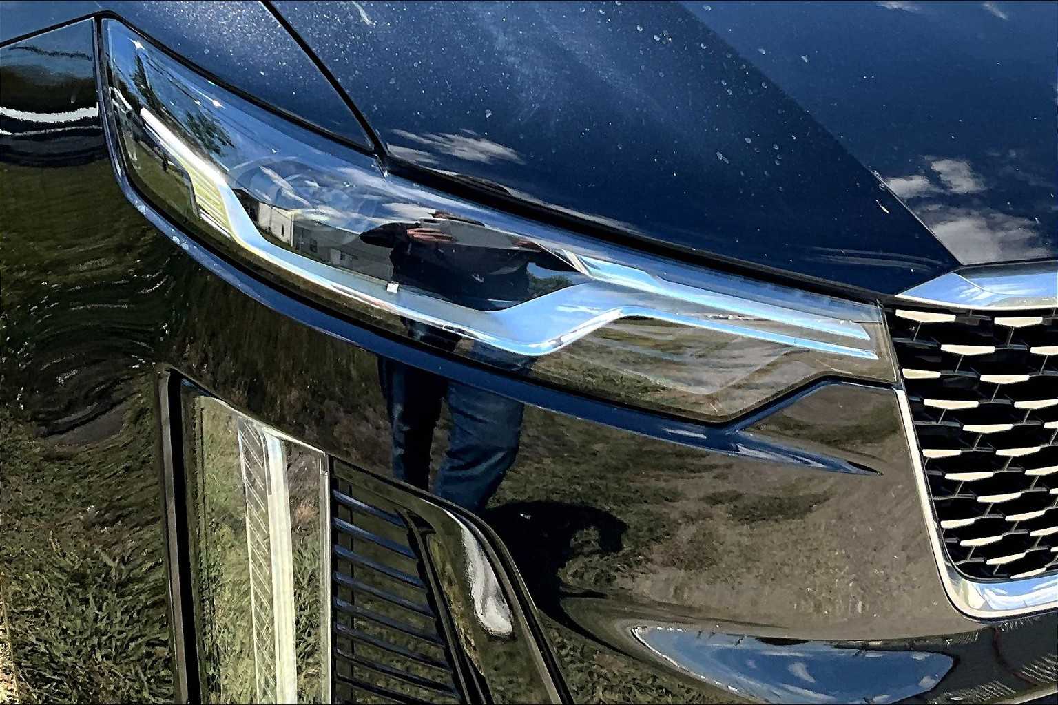 Thumbnail: 2023 Cadillac XT6 - 29