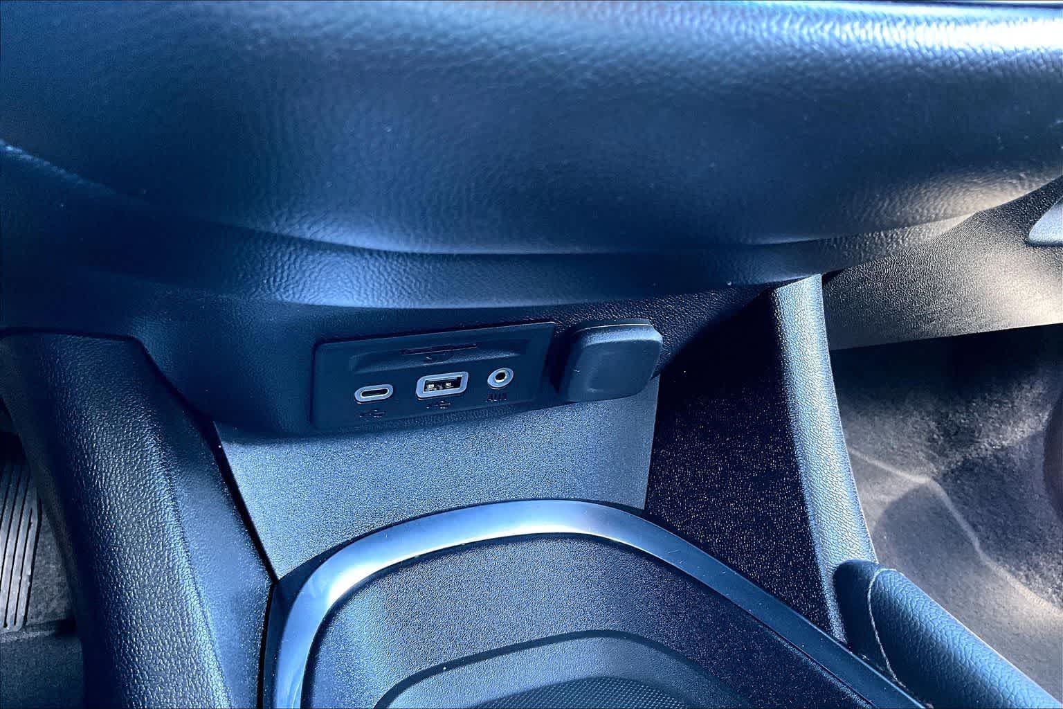 Thumbnail: 2023 Chevrolet Malibu - 21