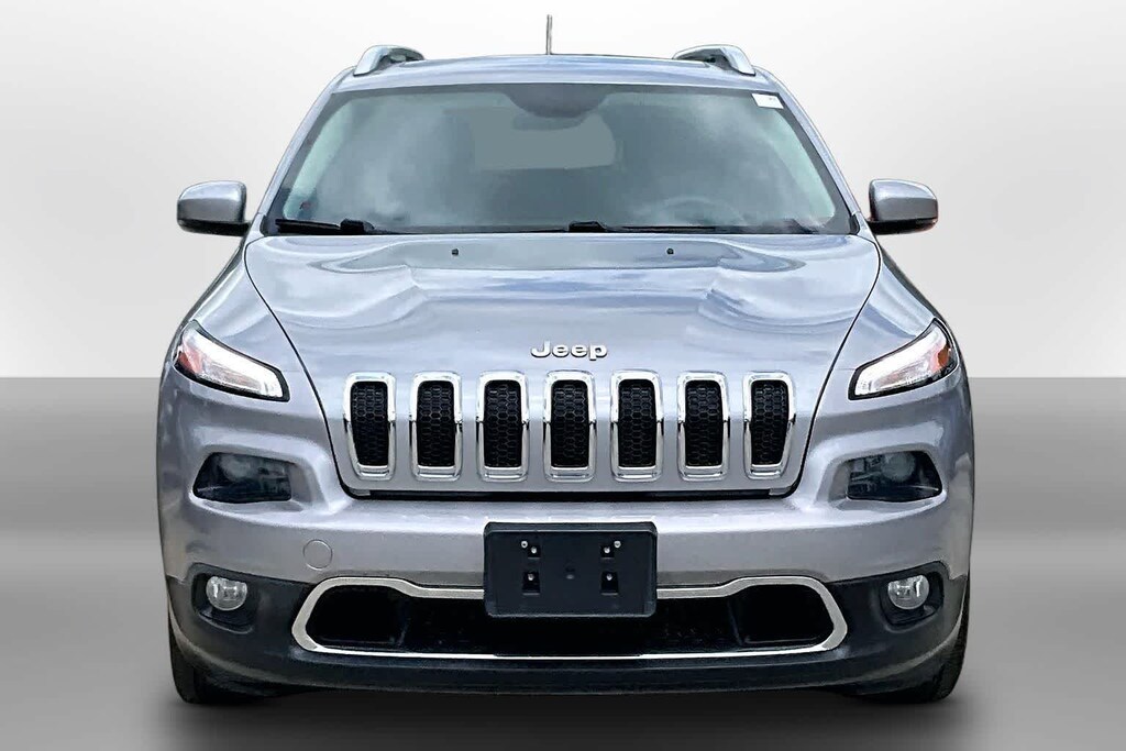 Used 2015 Jeep Cherokee Limited FWD SUV