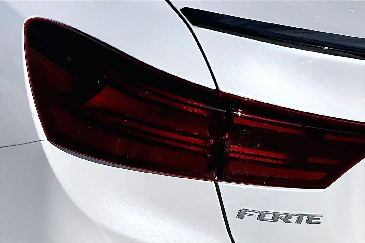 Thumbnail: 2024 Kia Forte - 30