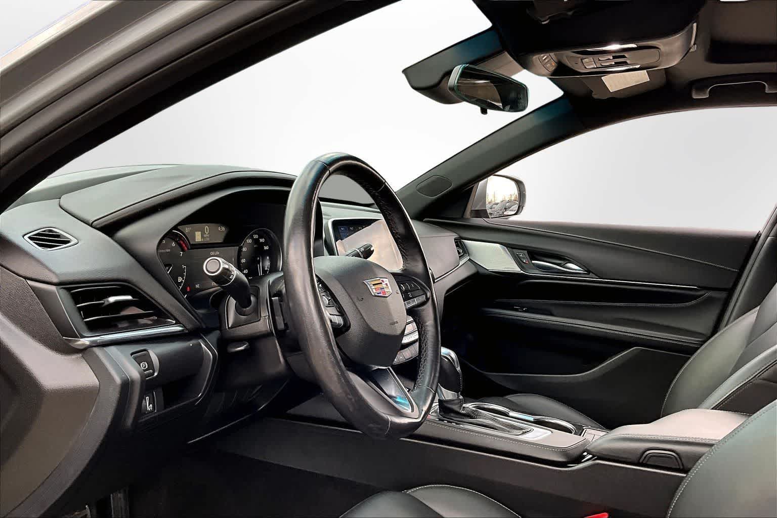 Thumbnail: 2023 Cadillac CT4 - 12