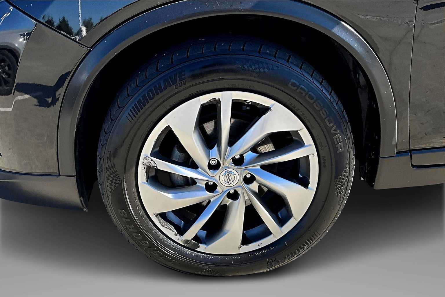 Thumbnail: 2014 Nissan Rogue - 8