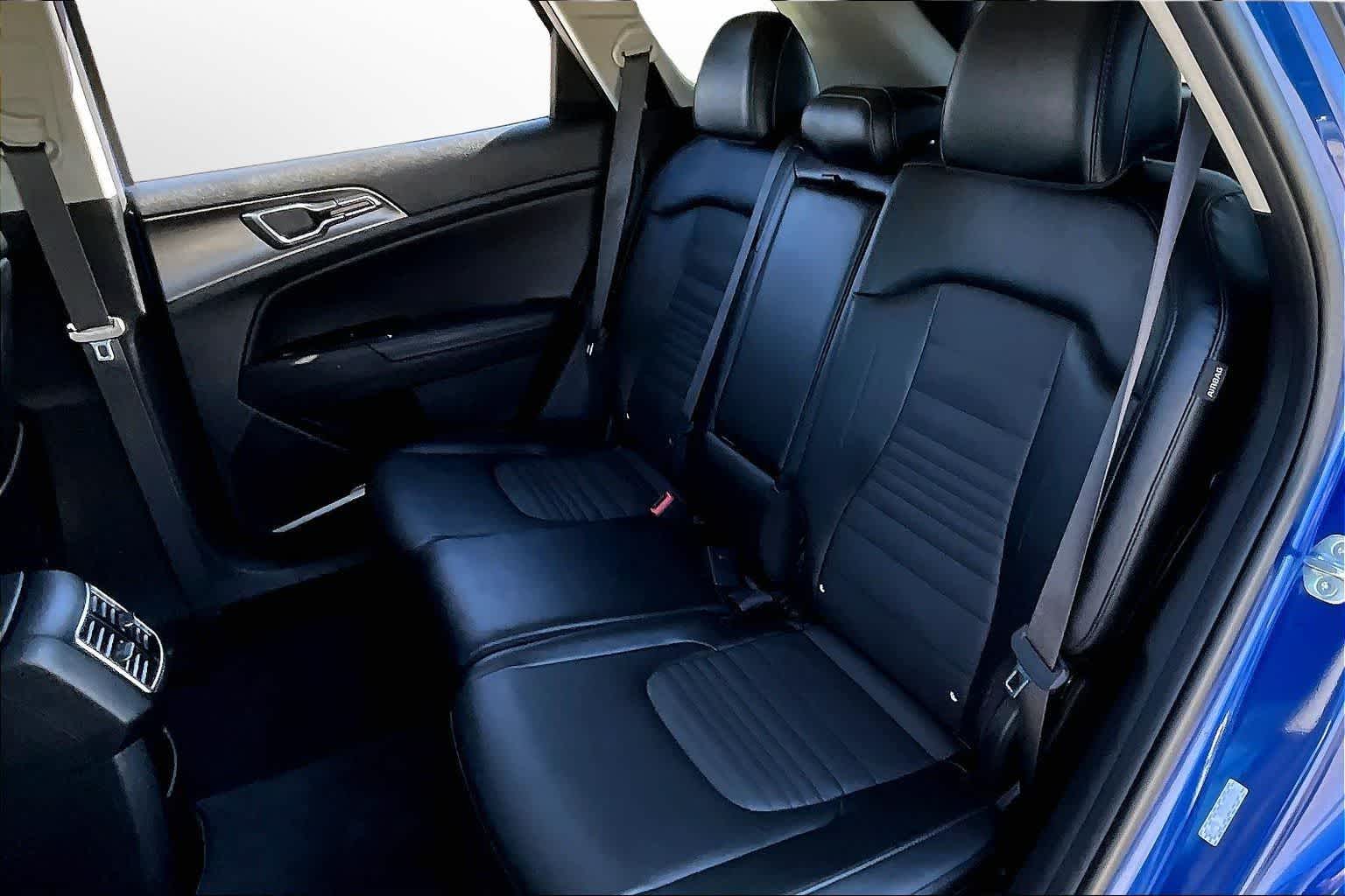 Thumbnail: 2025 Kia Sportage - 25