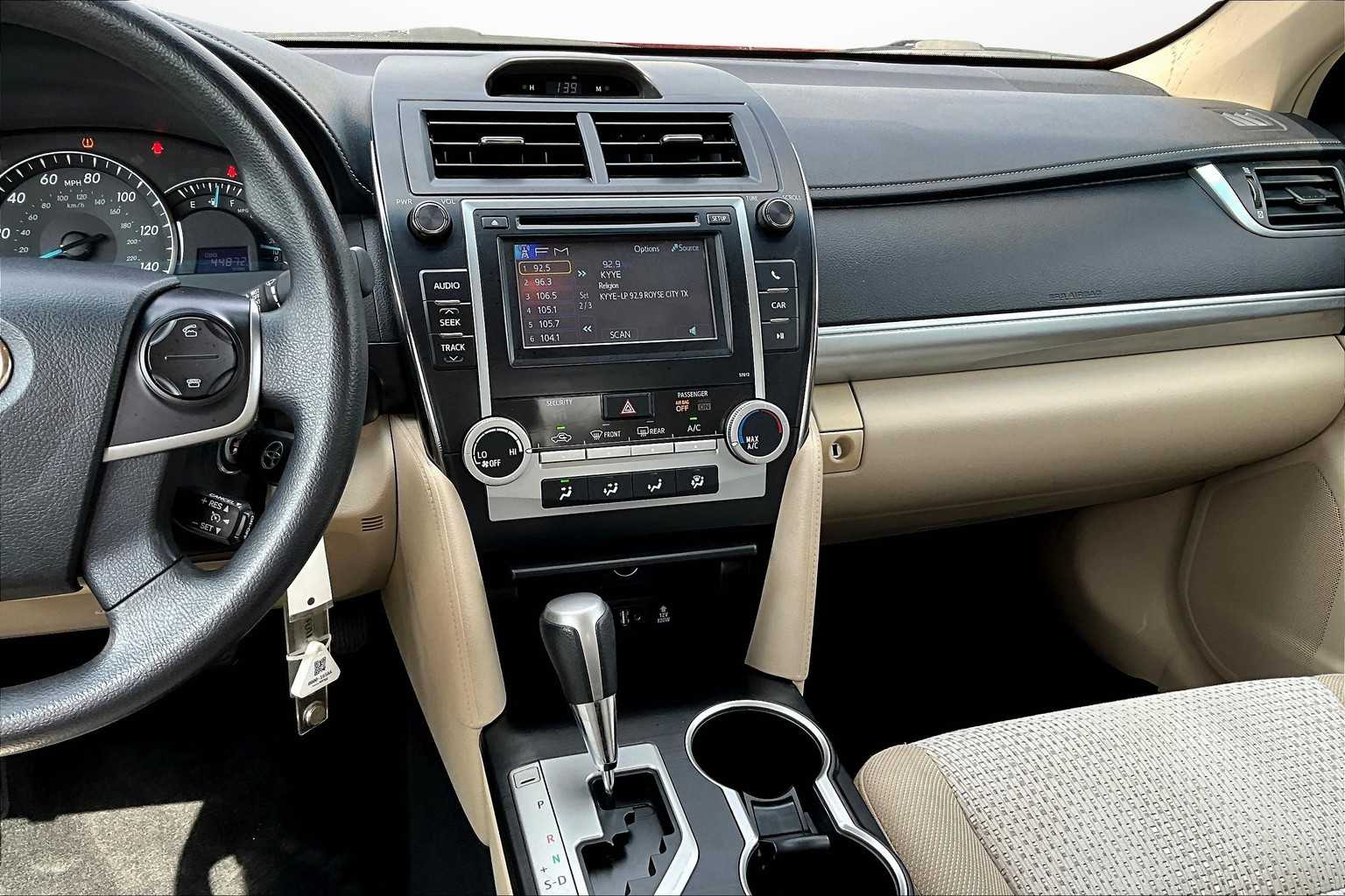 Thumbnail: 2012 Toyota Camry - 6
