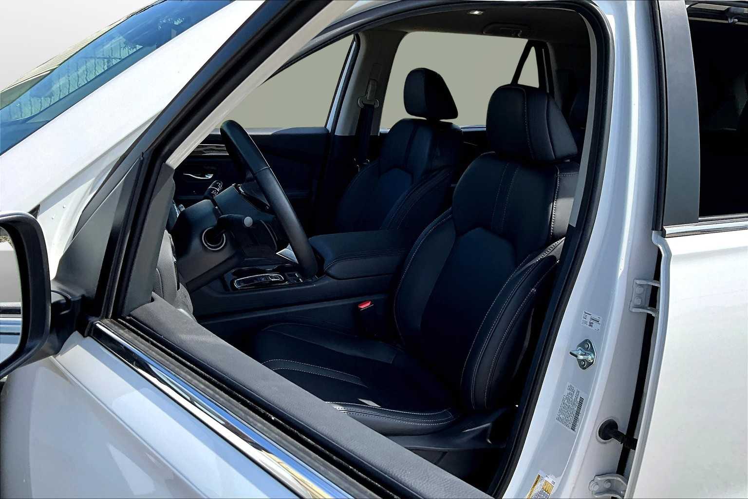 Thumbnail: 2024 Honda Pilot - 25