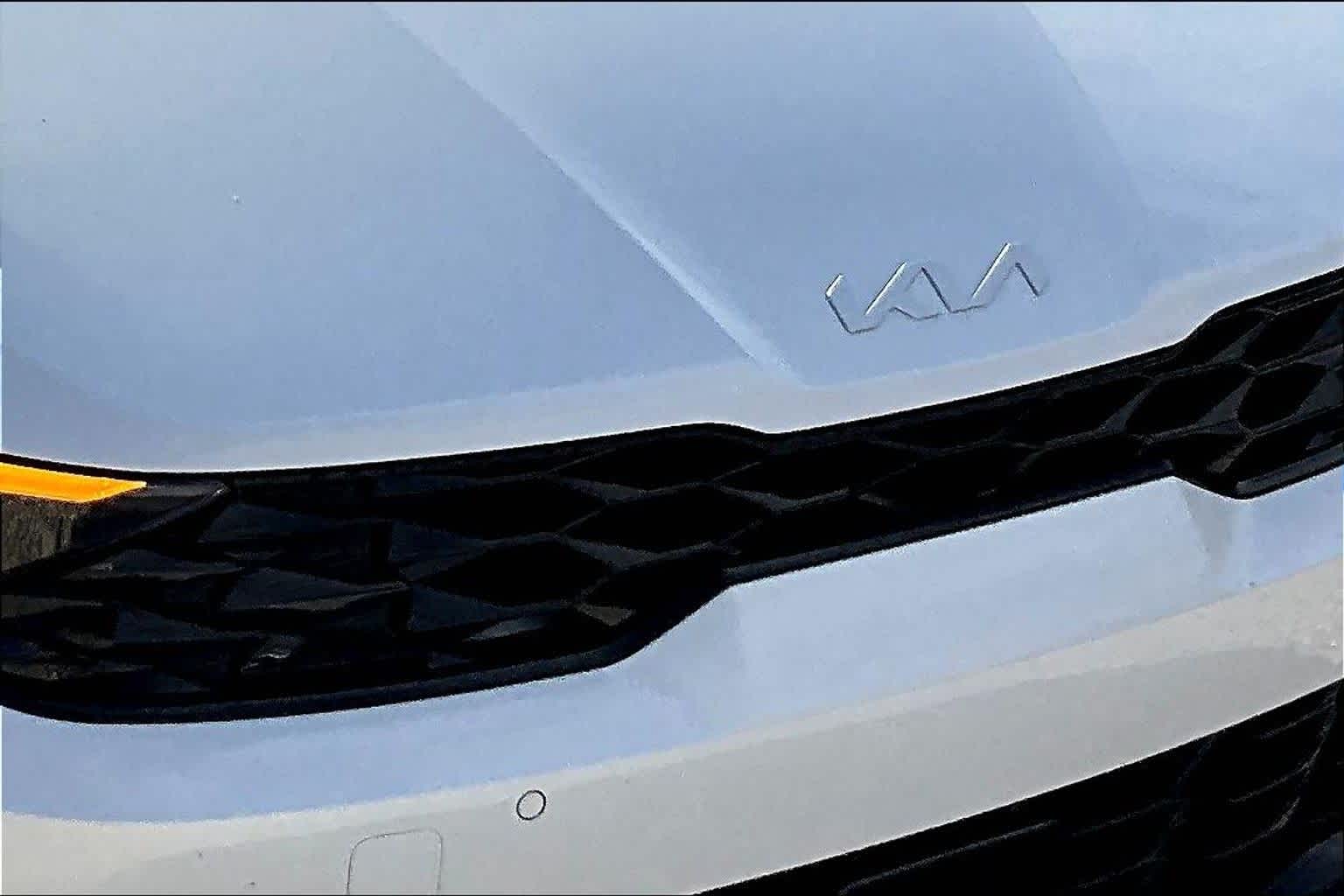 Thumbnail: 2025 Kia K5 - 28