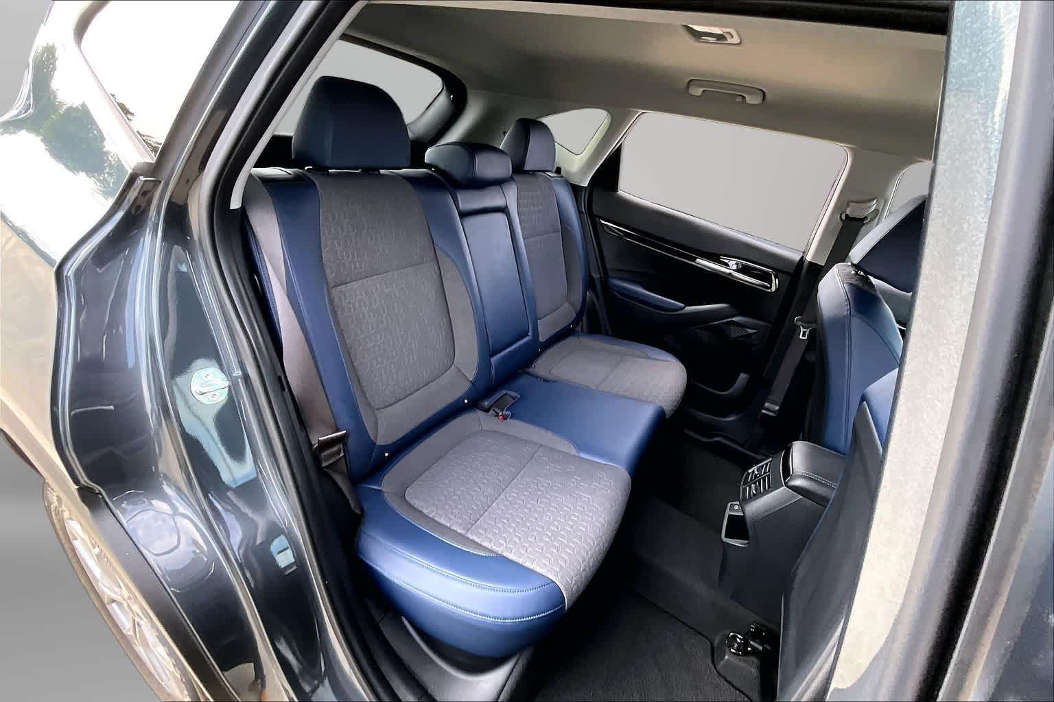 Thumbnail: 2024 Kia Seltos - 26