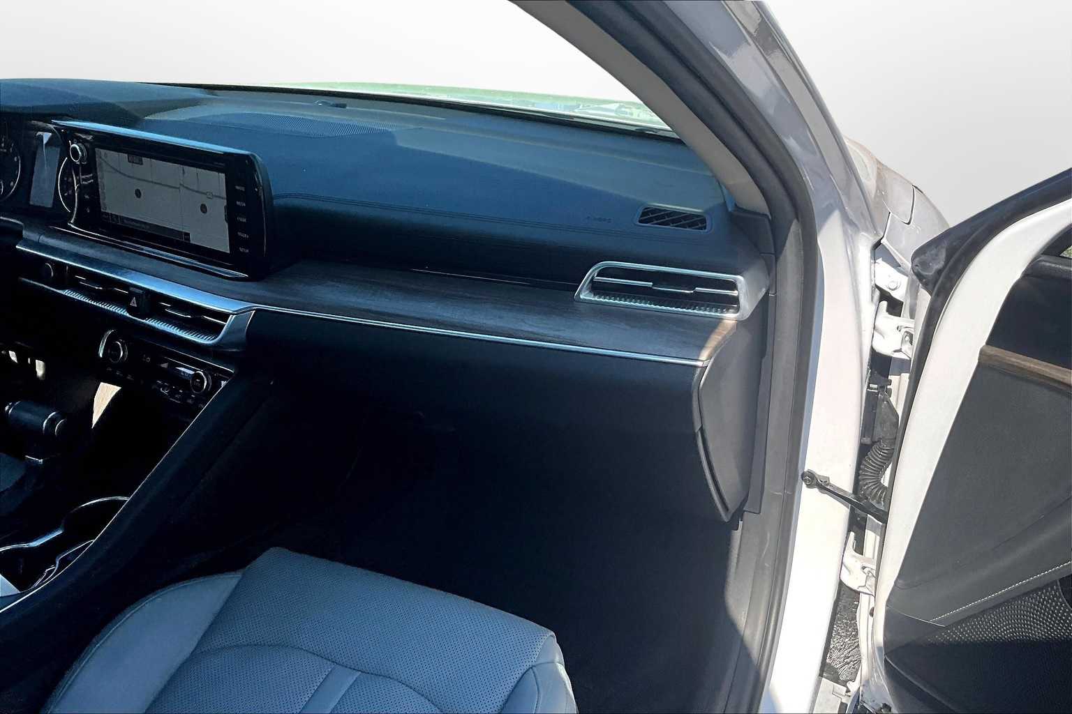 Thumbnail: 2023 Kia K5 - 15