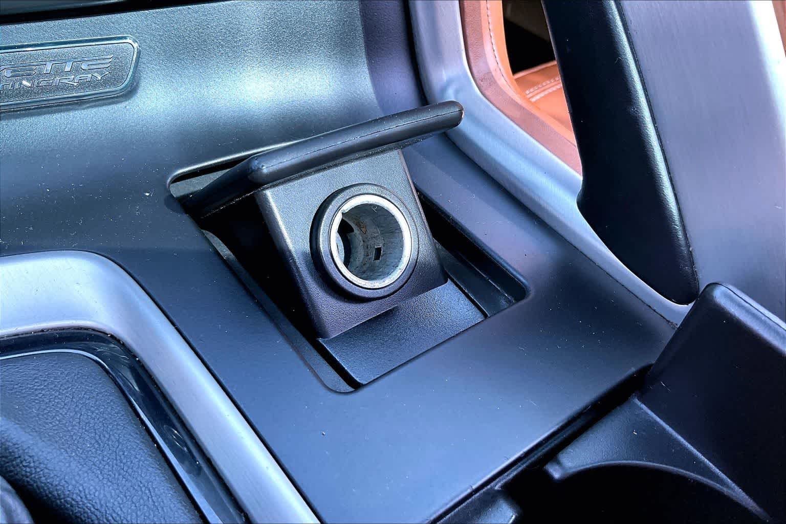 Thumbnail: 2014 Chevrolet Corvette - 19