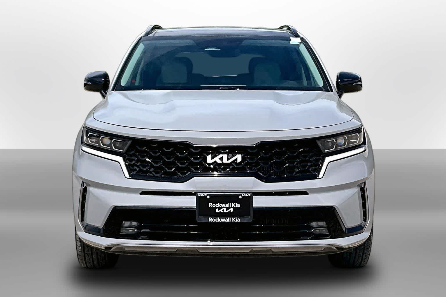 Thumbnail: 2022 Kia Sorento - 3