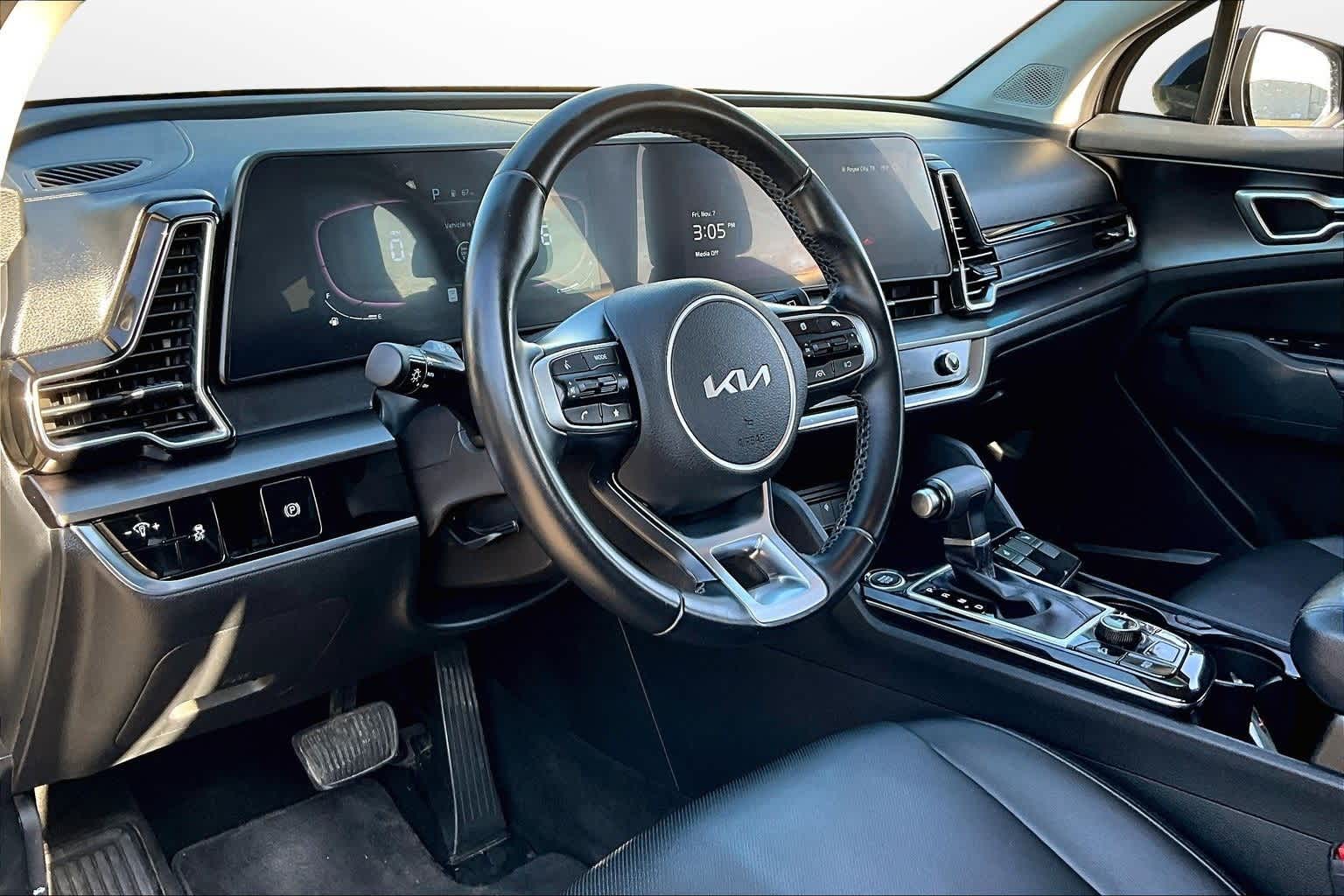 Thumbnail: 2023 Kia Sportage - 12