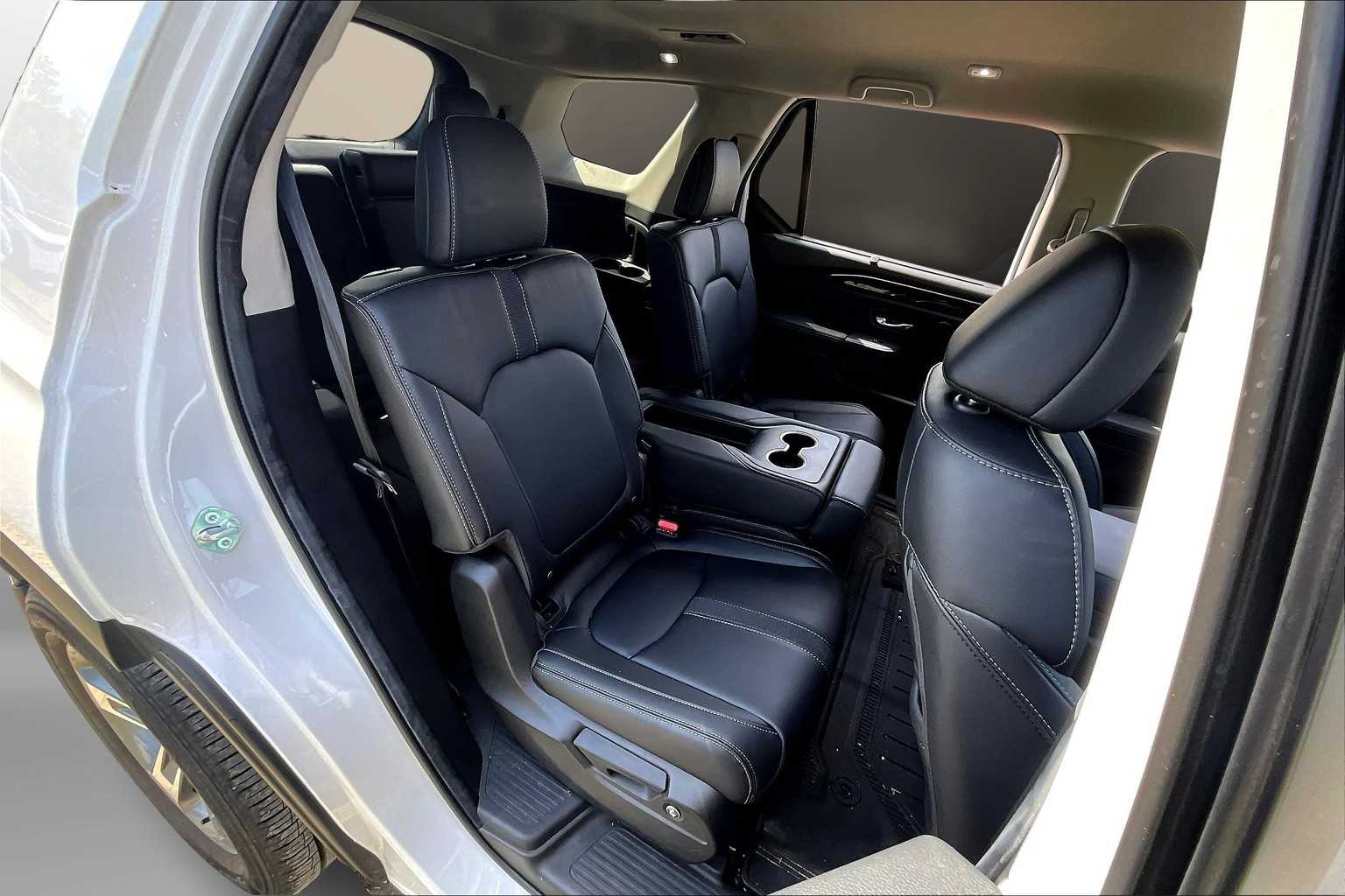 Thumbnail: 2024 Honda Pilot - 27