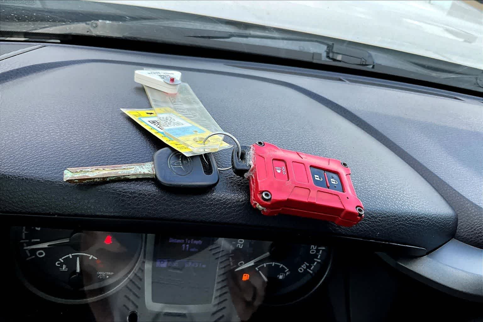 Thumbnail: 2020 Toyota Tacoma - 9