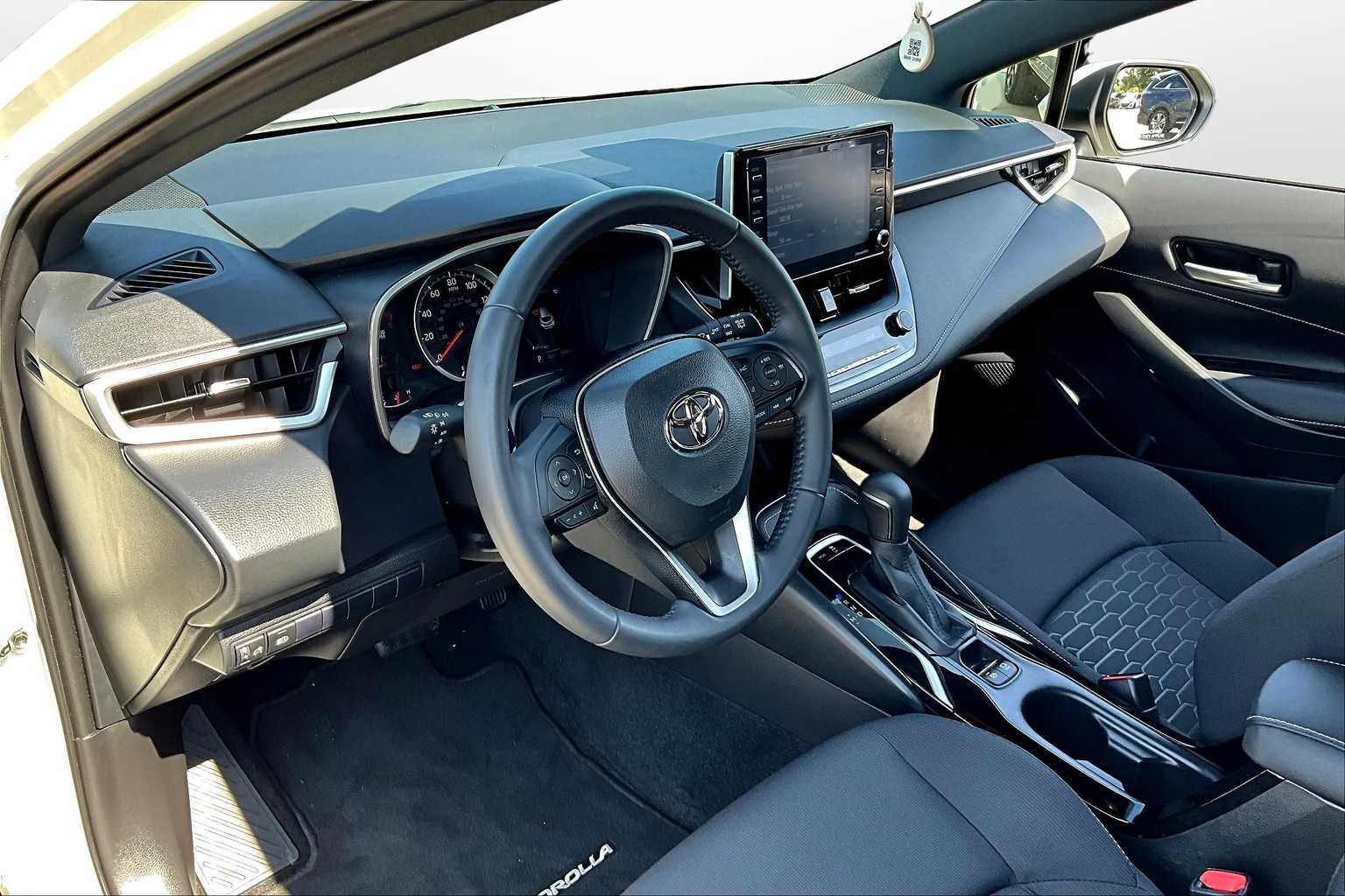 Thumbnail: 2020 Toyota Corolla - 12