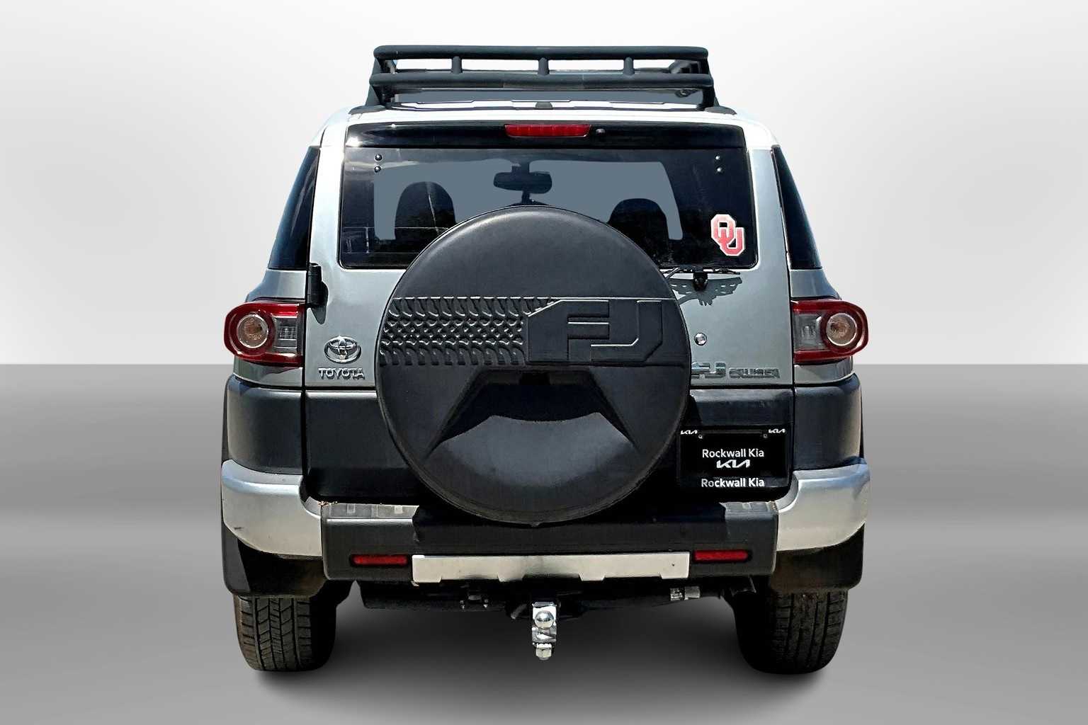Thumbnail: 2012 Toyota FJ Cruiser - 4