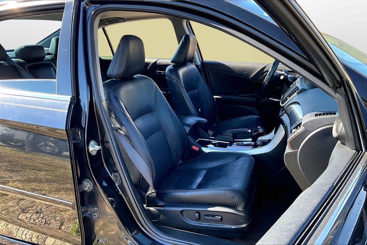 Thumbnail: 2017 Honda Accord - 7