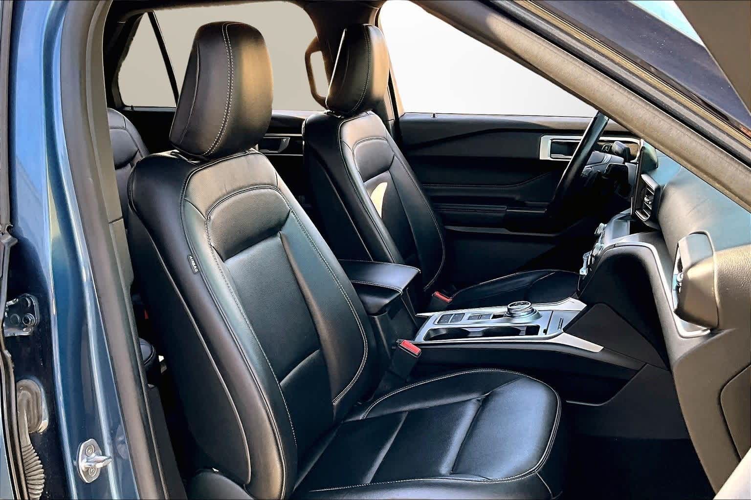 Thumbnail: 2020 Ford Explorer - 6