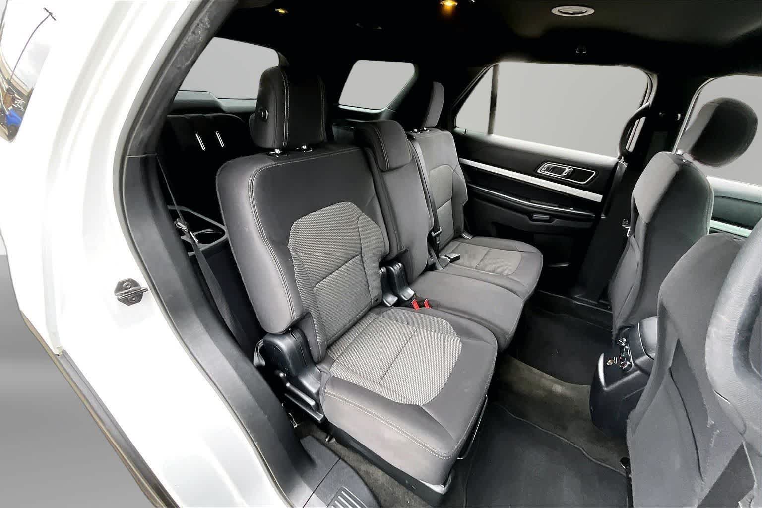 Thumbnail: 2017 Ford Explorer - 26