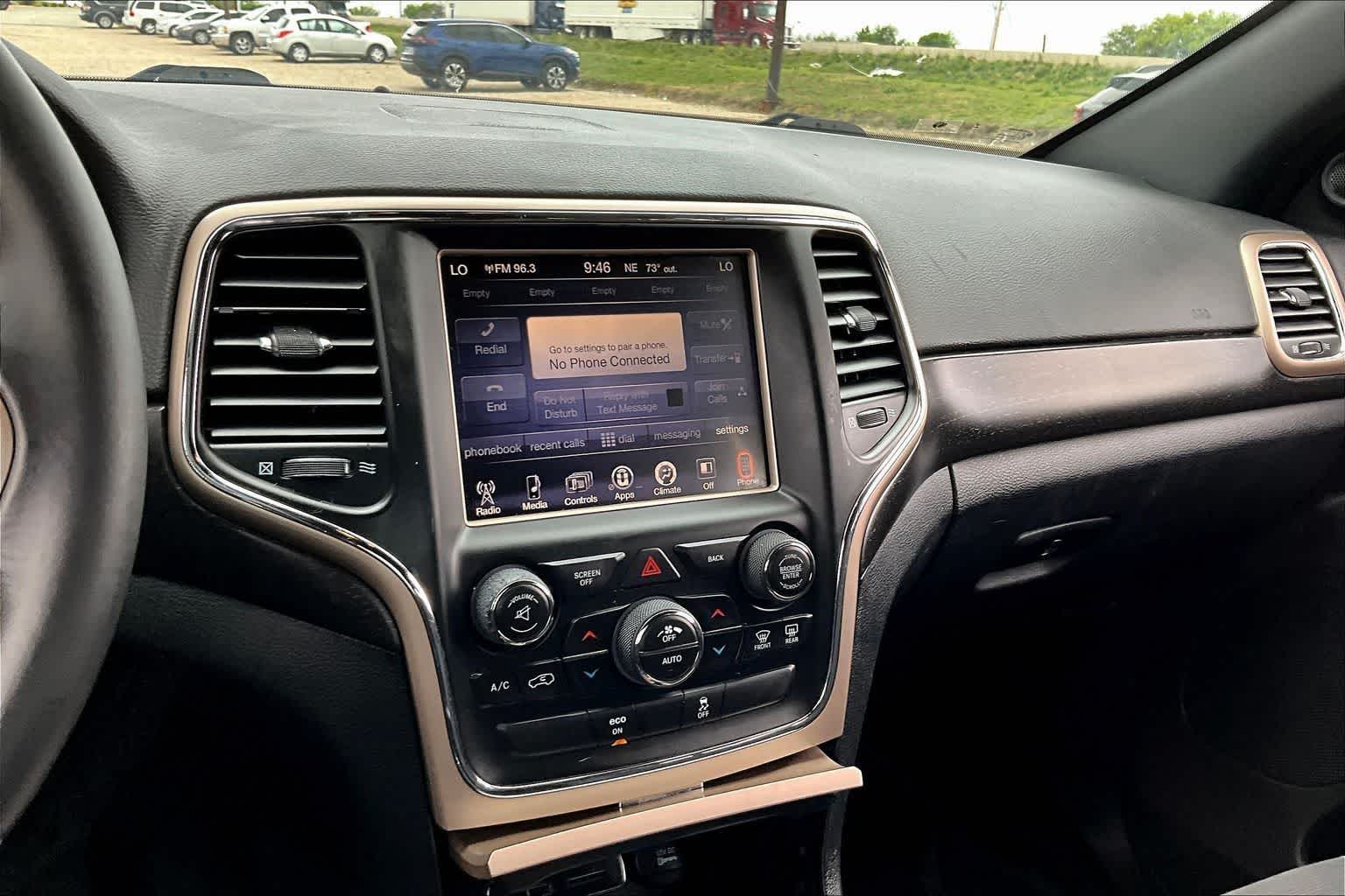 Thumbnail: 2015 Jeep Grand Cherokee - 6