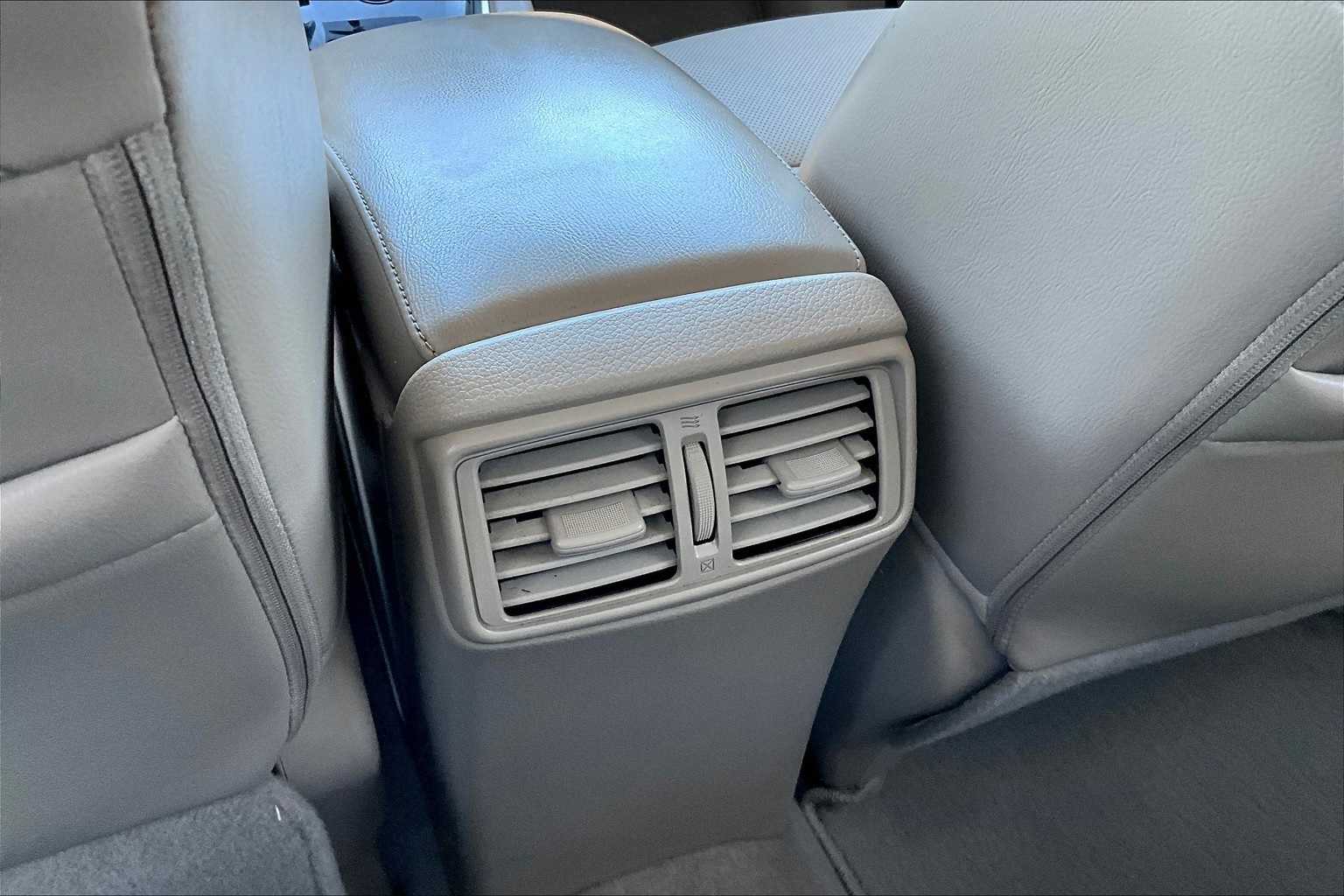 Thumbnail: 2014 Nissan Rogue - 24