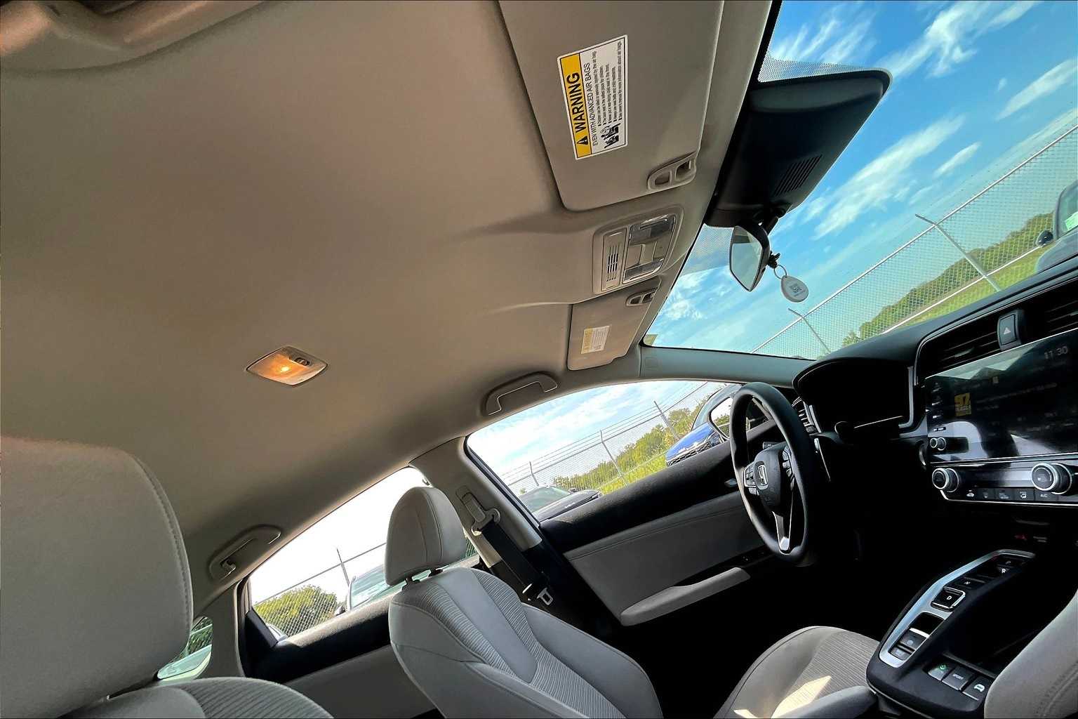 Thumbnail: 2019 Honda Insight - 16